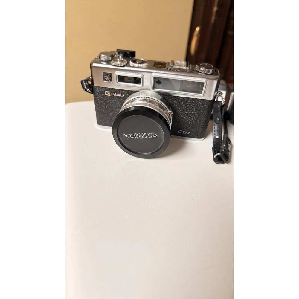 Vintage Yashica Electro 35 GSN Rangefinder Camera 45mm f1.7 Lens Case - Untested
